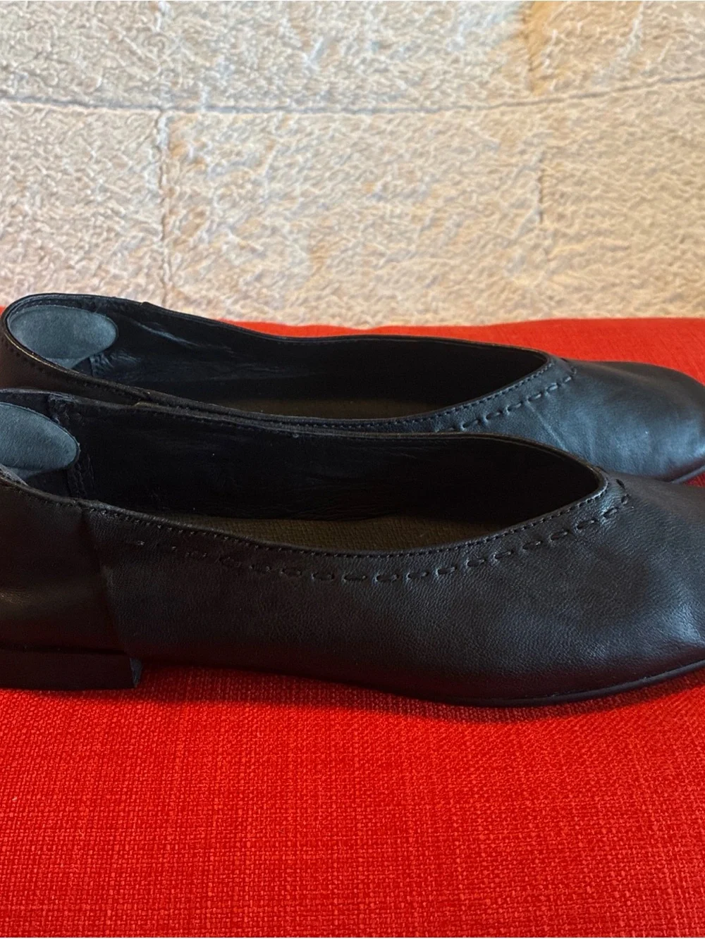 Frye classic black